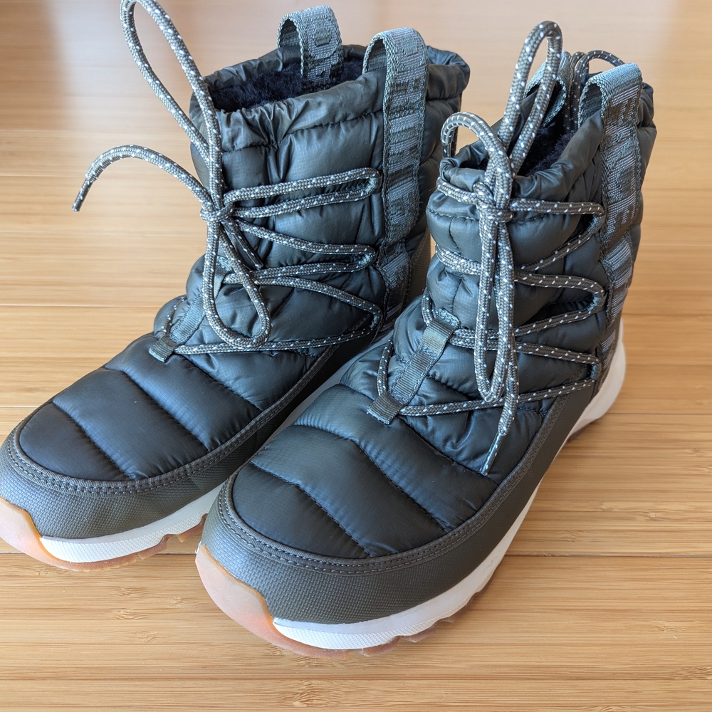 North Face Thermoball Quilted Winter Insulated Snow Boots Brown Size 10